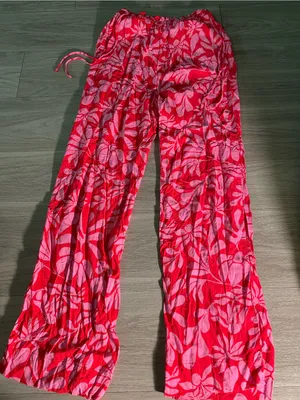 Shade & Shore Red and Pink Floral Wide-Leg Pants thumbnail 1