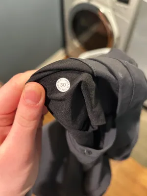 Lululemon Men’s Pants thumbnail 4