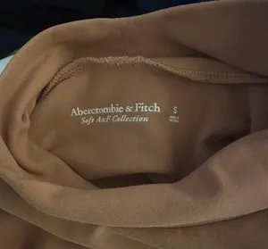 Abercrombie & Fitch Soft a&f Essentials Long Sleeve Ruched Mockneck size small thumbnail 4