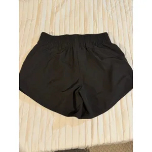 University of Iowa women's shorts athletic wear, running‎ or shorts size small thumbnail 3
