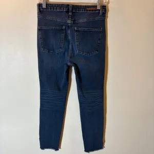 Soft Surroundings‎ Asymmetric Raw Hem Ankle Distressed Jeans Size 4 thumbnail 4