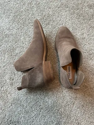 Steve Madden Taupe Boots thumbnail 2