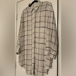 Abercrombie & Fitch off white women's button-down chiffon shirt dress size Larg thumbnail 2