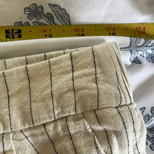 A New Day Pants 10 White Pinstripe Linen Blend Wide Leg Pleated‎ Women's thumbnail 5