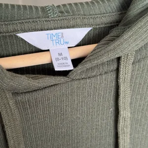 Green Ribbed Lightweight Hoodie size medium thumbnail 2