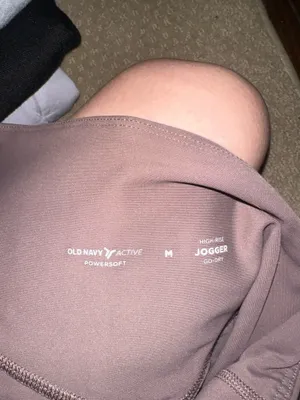Old Navy Joggers thumbnail 3