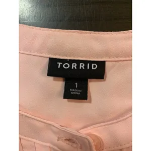 Torrid 1 Georgette Pintuck‎ Blouse Womens Plus Sz 1X Button Office Church Career thumbnail 5