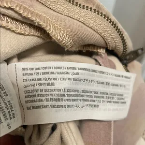 Hollister Camouflage Ultra HighRise Mom-Waisted Pants thumbnail 5