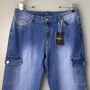 Flamingals Cargo Jeans Women Size XL Blue Denim Streetwear Straight Leg 90s Vibe thumbnail 2