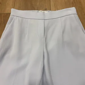 🌟Babaton🌟 Aritzia Conan Crepe Pull On Crop Trouser Pale Blue Sz 0 thumbnail 4