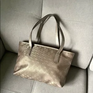 Authentic GUCCI PVC GG monogram tote bag 🌷🌷🌷 thumbnail 4