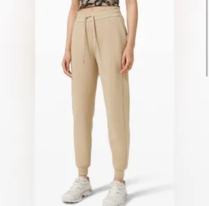 Lululemon Scuba Joggers thumbnail 6