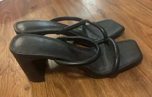 Michael Shannon Black Heels thumbnail 1