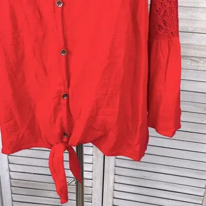 KNOX ROSE Tie Bottom Blouse w Lace Trim and Bell Sleeves Red-XL thumbnail 3