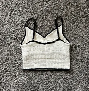 Abercrombie & Fitch White Cropped Knit Camisole with Black Trim thumbnail 3