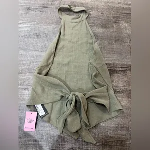 PRETTY LITTLE THING Khaki Textured Halterneck Tie Back Top thumbnail 4