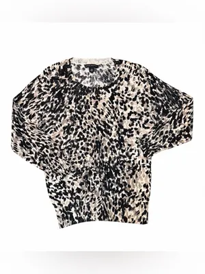 Banana Republic Gray Black & White Leopard Print Crew Neck Knit Sweater Sz S thumbnail 3