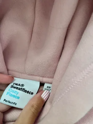 baby pastel pink TNA Aritzia hoodie thumbnail 4