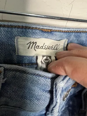 Madewell The Curvy Vintage Crop‎ Jean Distressed Raw Hem High Rise Denim Jeans thumbnail 6