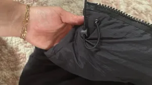 Amazon Cropped Puffer Vest thumbnail 3