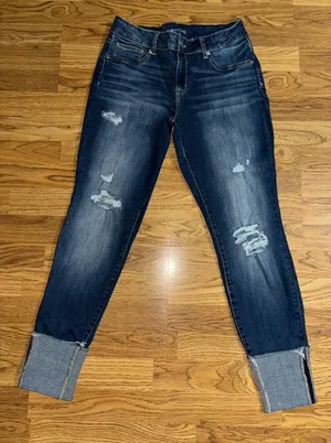 Maurices Distressed Cropped Cuffed Jeans Women’s Size Medium Regular thumbnail 1