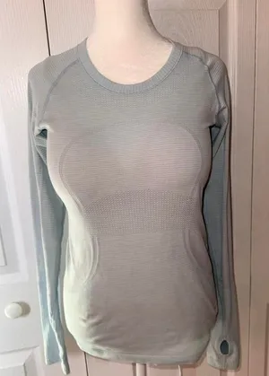 Lululemon Women's‎ Swiftly Tech Long Sleeve Shirt Mint Sea Mist Green Sz 6 Great thumbnail 1