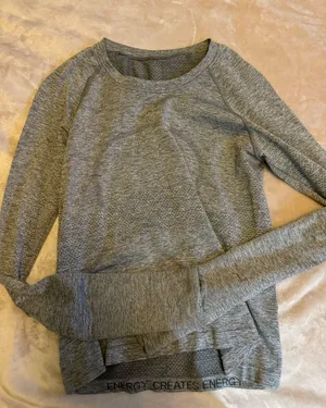 Lululemon Swiftly Tech Long Sleeve thumbnail 1