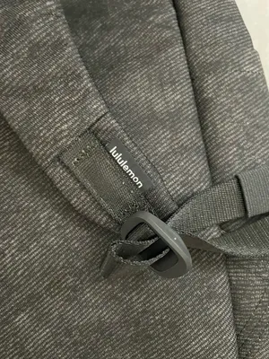 Lululemon NWT Everywhere Backpack 22L Stone Twill Graphite Grey Water Repellent thumbnail 9