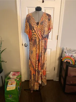 Venus x Lascana Flutter Sleeve V-Neck Maxi Dress in Rust Multi, XL thumbnail 2