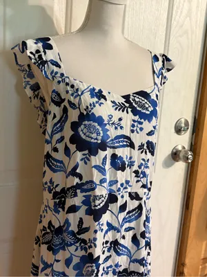 Loft NWT Blue and White Floral Maxi Dress - Women size 14 thumbnail 2