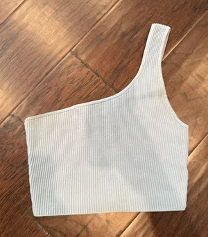 Aritzia Babaton Top thumbnail 1