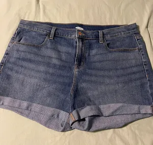 Old Navy Shorts thumbnail 1