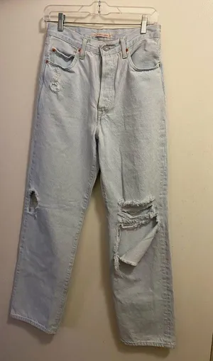 Levi’s Levis Womens Lt Blue Wash Denim Jeans 27 Ribcage Straight Ankle Distress thumbnail 1