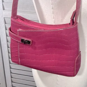 Mini Shoulder Bag Barbie Pink Alligator Texture thumbnail 2