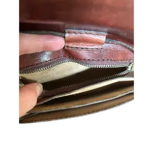 Vintage Brown Leather Crossbody Purse Minimalist Bag w/ Zipper & Snap Closure thumbnail 8