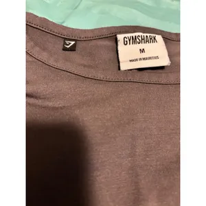GymShark Open Back Ark Long Sleeve Shirt Women’s Medium Athletic Gray Top thumbnail 13