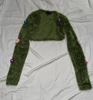 Dolls Kill Delia’s It’s Always Greener Shrug thumbnail 1