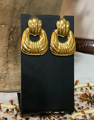 Elegant and Chic Stainless Steel Earrings thumbnail 1