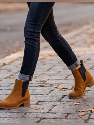 Women's Chelsea Ankle Boot in Tan Suede thumbnail 1