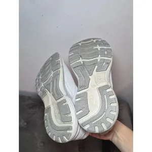 Brooks Sneakers Women's Light Gray Running Shoes 9.5 NO INSOLES thumbnail 3