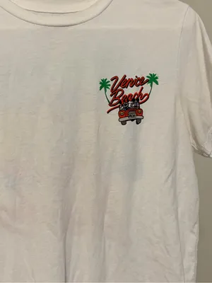 Disney Venice Beach White Graphic Tee - Casual thumbnail 2