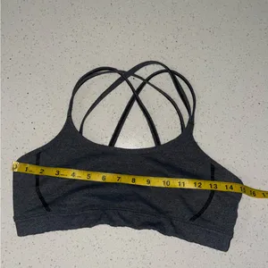 ZELLA strapped sports bra size large thumbnail 2