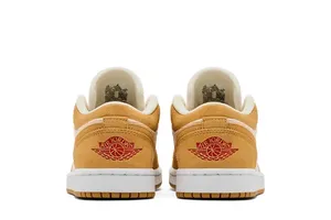 Nike Women’s Air Jordan 1 Low SE 'Twine' thumbnail 3