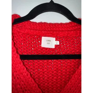 Luna Ivy Crochet Flower‎ Cardigan Womens Medium Red Excellent 3D Floral Knit thumbnail 2