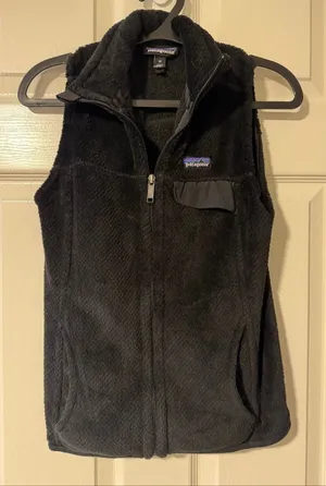 Patagonia Women’s Los Gatos Black High-Pile Fleece Vest Size XS thumbnail 1
