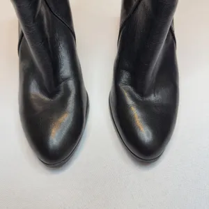 Adrienne Vittadini Black Leather Ankle Boots Block Heel Chic Trendy Zip‎ Size 8M thumbnail 3