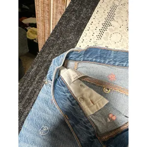 American Eagle 90s Boyfriend Short thumbnail 3