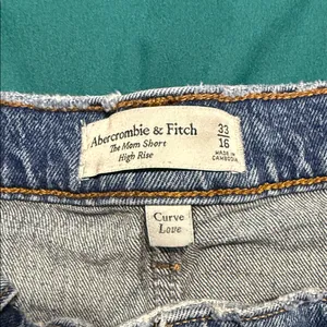 Abercrombie & Fitch Light Wash Denim Cutoff Shorts thumbnail 2