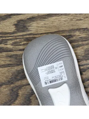 NWT Clarks Breeze Reyna Cloudsteppers Thong Sandals 26181818 Silver Gray 5M thumbnail 14