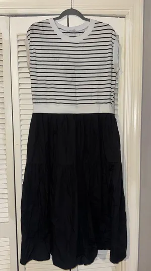 Jofit Black and White Striped Bodice Midi Dress thumbnail 1